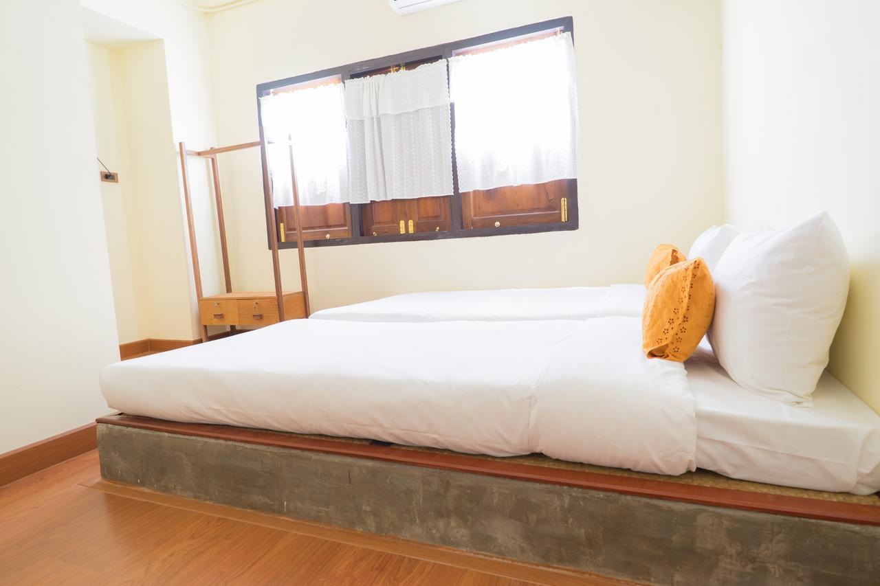 Bed and Breakfast Manon Sleepeatdrink Чиангмай Экстерьер фото